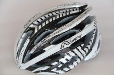 AIDY unibody cycling helmet mountain road bicycle helmet cycling equipment