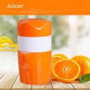 Plastic Hand Manual Orange Lemon Juice Extractor Fruits Squeezing Reamers